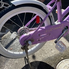 18インチ子供用自転車　パープル　ほぼ未使用の画像