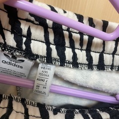 adidas ゼブラ　スウェットの画像