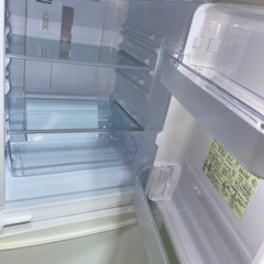 送料・設置込み可🉐表示価格より10%OFF🉐冷蔵庫　137L  SHARP 2018年【分解クリーニング済み】の画像