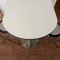 ダイニングテーブル　カフェテーブル　机のみ　テーブルのみの画像