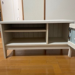 テレビ台の画像