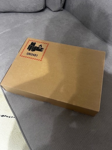新品未使用　MacBook Neo  シルバー　本日お渡し可能
