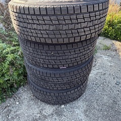 新型ハリアー　スタッドレス　アルミホイール付き　225/60R18の画像