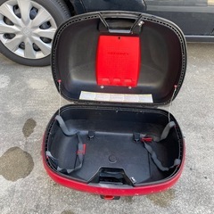 バイク リアボックス  モノキー ベースプレート無料で差し上げます。の画像