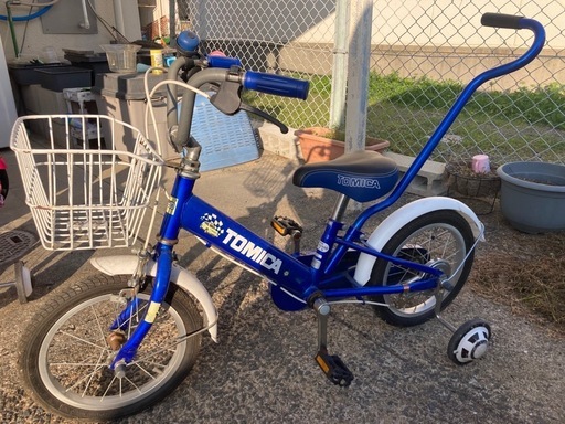 トミカ　14インチ　補助輪付き子供用自転車　青