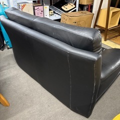 レザー調 2人掛けソファ ブラックの画像