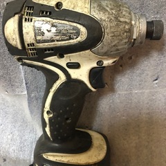 マキタ14vインパクトドライバTD130D中古品、本体のみの画像