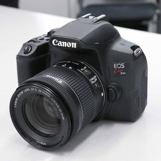 Canon kiss x10iダブズームキット➕単焦点レンズ