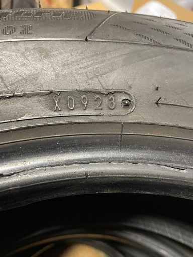 ?タイヤ?