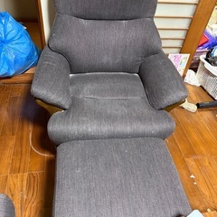 4人用ソファの画像