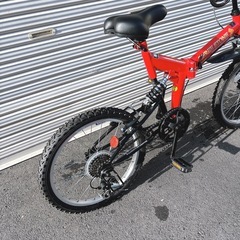 【神奈川県厚木市直接引取】20インチ 赤色　折りたたみ自転車6段変速の画像