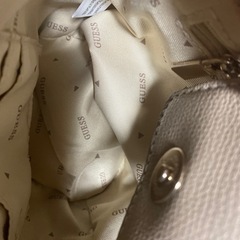 GUESS✨バック未使用品の画像