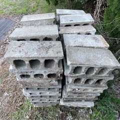 瀬戸町コンクリートブロック 105個の画像