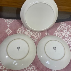 お皿の画像