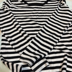 子ども服　　130サイズくらいの画像