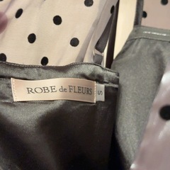【新品未着用】ROBE de FLEURS ドット柄ティアードワンピース Sの画像