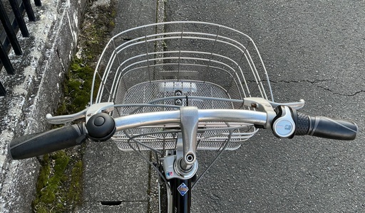 ＜整備済・美品車＞ブリヂストン・アルベルト・27インチ自転車・内装3段変速・LEDオートライト・ブラック 鍵付き・変速器/変速ワイヤー