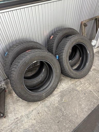 グッドイヤー 195/65R15 スタッドレス 4本 2018年製