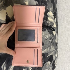 折り畳み財布の画像