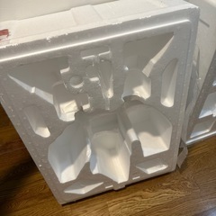 発泡スチロール(フィギュアの梱包材)の画像