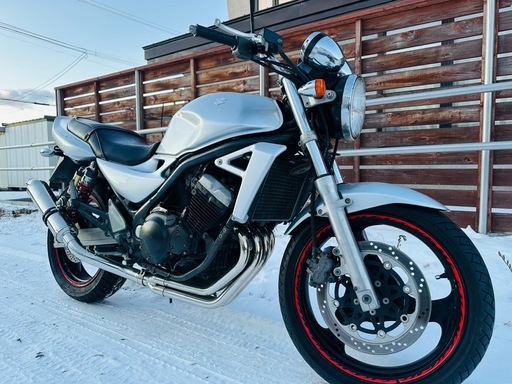 値下げ！北海道　スズキ　GSX250FX (バリオス) 走行少ない！外装美品！タイヤ前後山あり！社外マフラー付き！バッテリー付き！