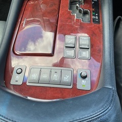 ⭐️人気車⭐️ レクサス LS460 バージョンUの画像