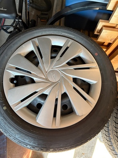 ダイハツ純正　夏タイヤ　155/65R14 純正鉄チン+ホイールキャップ