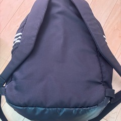 大きめ　adidas アディダス　バッグパック　鞄　リュック　の画像