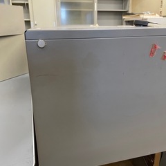 オフィス　棚　書類　ケース　ロッカー　キャビネットの画像