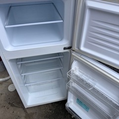 121升冷蔵庫の画像