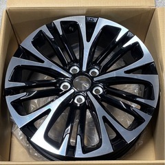 ヤリスクロスZ 純正アルミホイール新車外し
の画像
