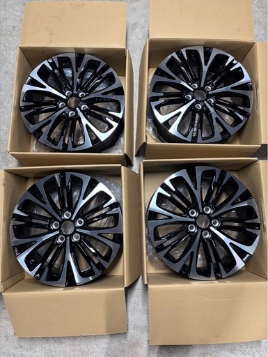 ヤリスクロスZ 純正アルミホイール新車外し
