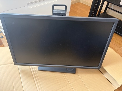 BenQ ゲーミングモニター ZOWIE XL2746S(フルHD/27型/TN/240Hz/0.5ms/DyAc+/Black eQualizer/S.Switch/HDMIx2/DP/DVI)