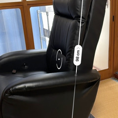 リクライニングチェアとオットマンのセットの画像