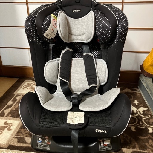 Pigeonのロングユースタイルチャイルドシート。 