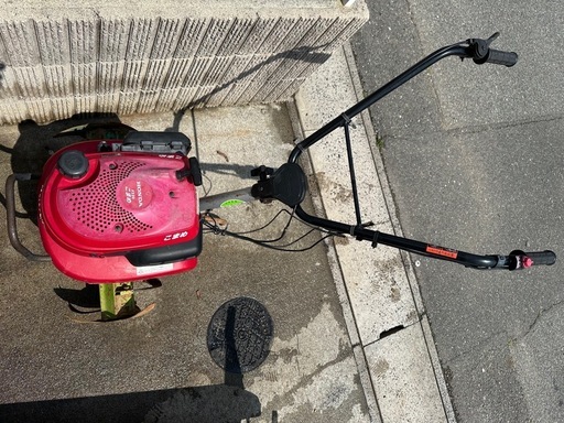 ホンダ　家庭用ミニ耕運機　こまめ