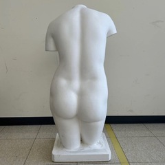 石膏像　裸婦の画像