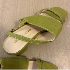 ヒール　サンダルの画像