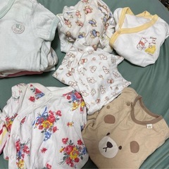 【ブランド多数】50-60 ロンパース肌着服まとめ売り16点の画像