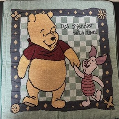 ディズニー　くまのプーさん　クッションカバー　2枚の画像