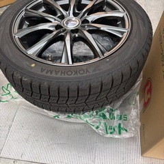 【2025年製】スタッドレスタイヤ＆ホイール4本セットの画像