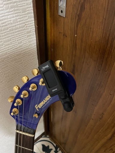 フェルナンデス　zo-3  アンプ内蔵ミニギター　