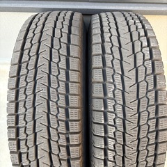 【バリ溝】ハイエース　スタッドレス　15インチ　
195/80R15 107/105L LT の画像