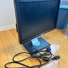 DELL モニター18インチ、左右上下調整可能の画像