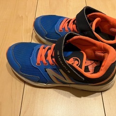 ニューバランス19.5の画像