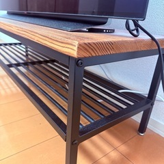 テレビボードの画像