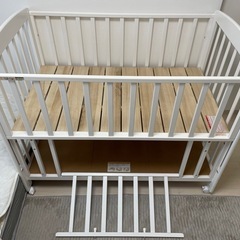 KATOJI ベビーベッド
の画像