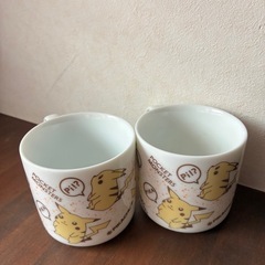 美品ピカチュウコップ2個の画像