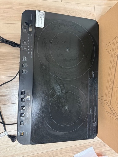 IRIS OHYAMA 2口IHコンロ IHK-WT41S 2025年製　足付き