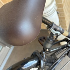 折りたたみ自転　エアレスタイヤ　パンクしない　20インチ　黒の画像